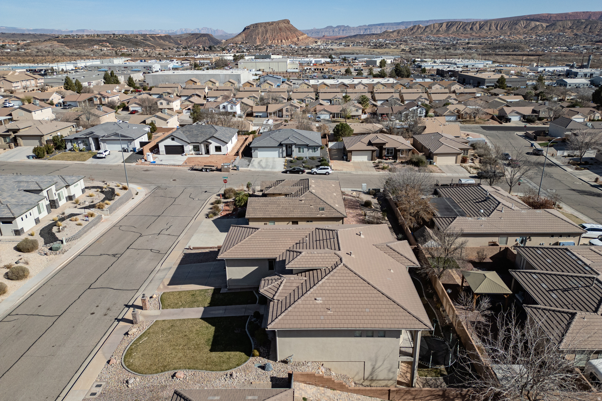 SOUTH POINTE - Residential