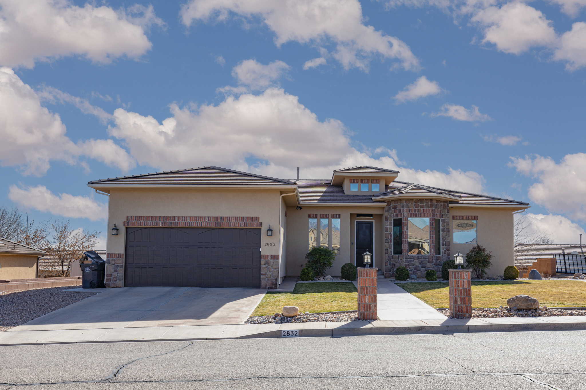 SOUTH POINTE - Residential