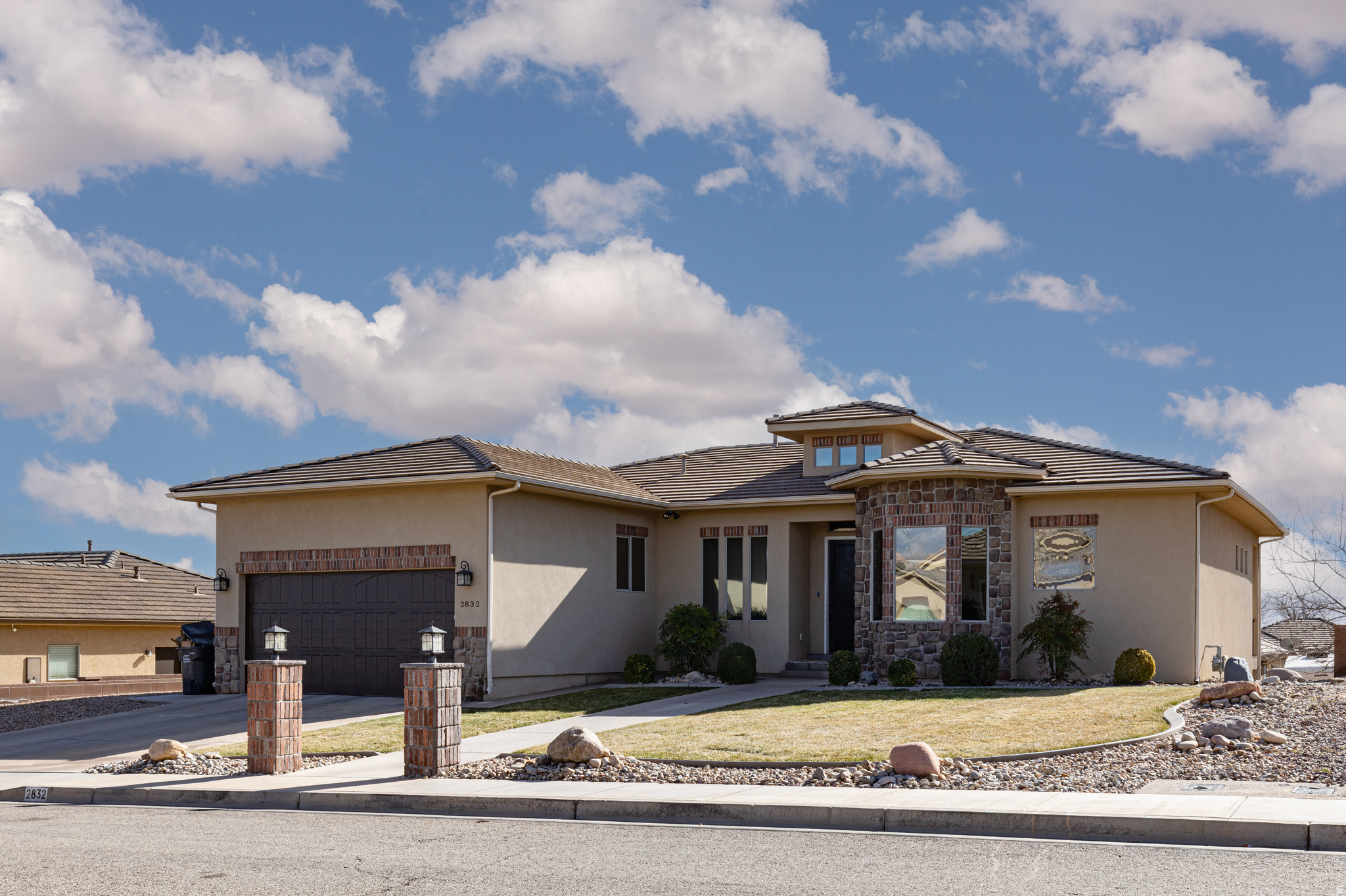 SOUTH POINTE - Residential