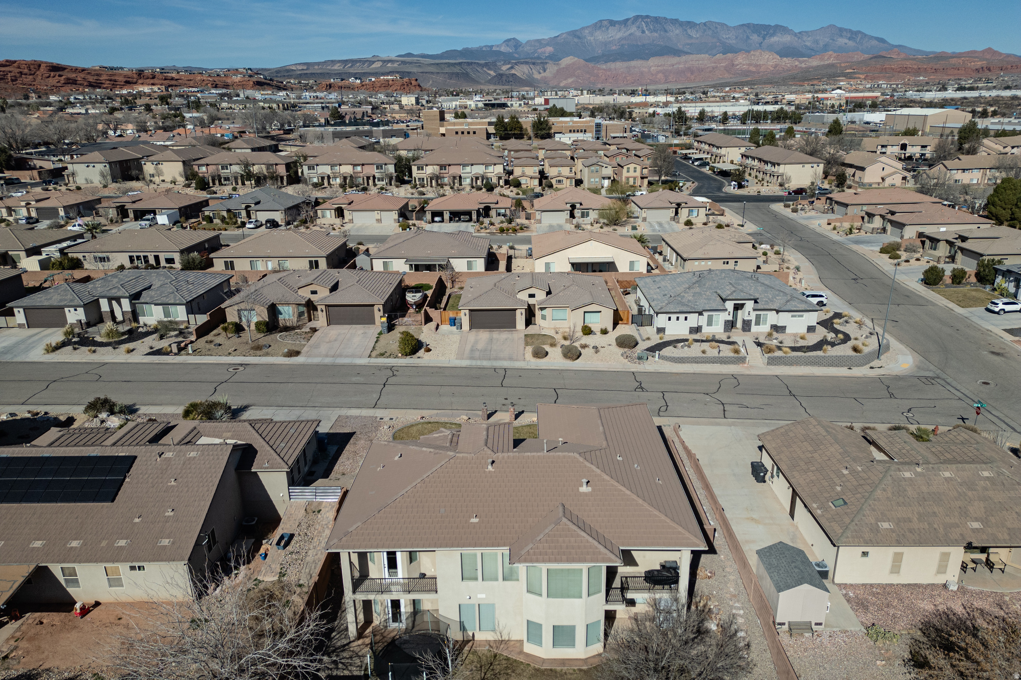 SOUTH POINTE - Residential