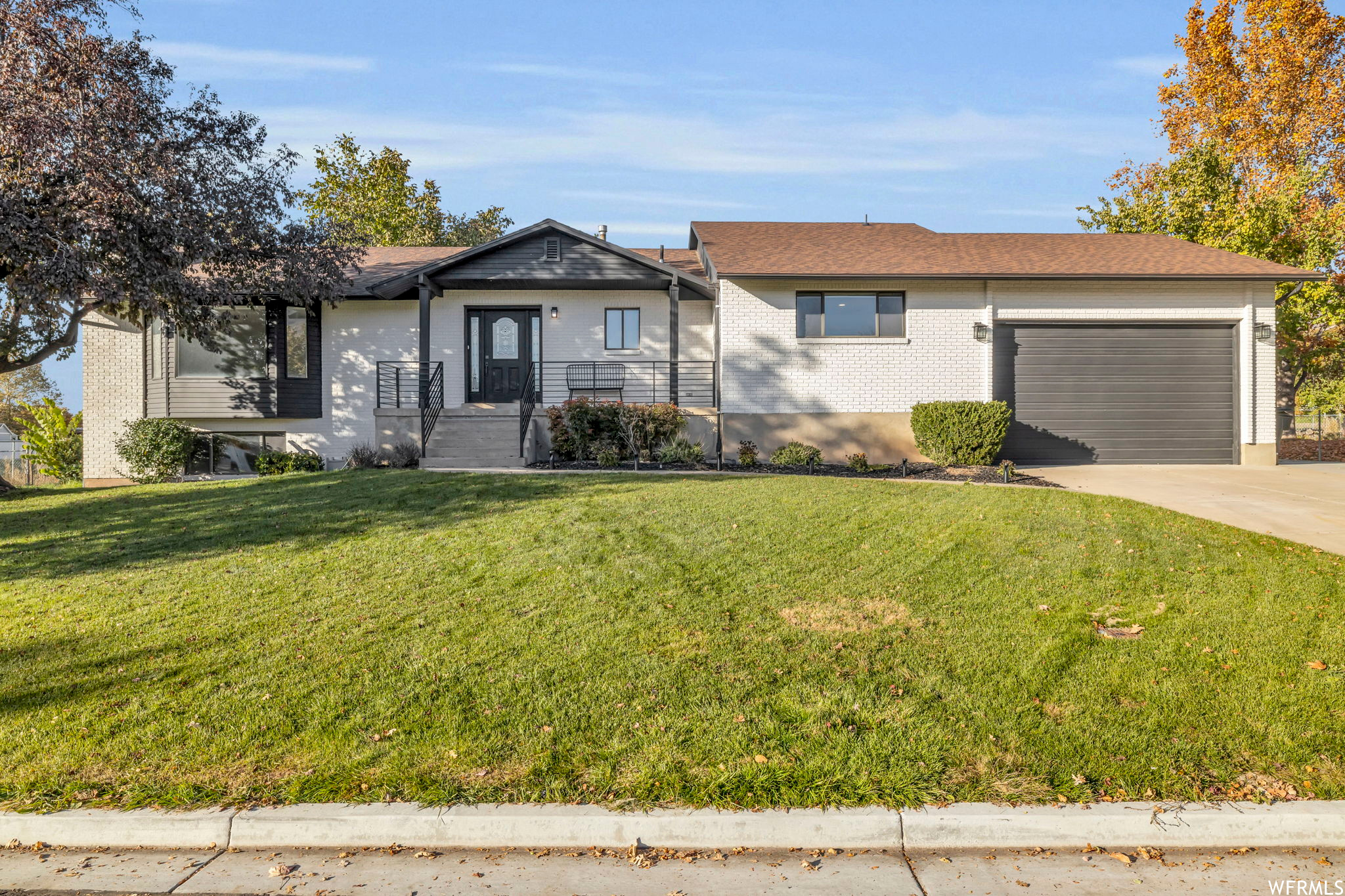 Home For Sale 899 E Country Rd, Fruit Heights UT 84037 Homie