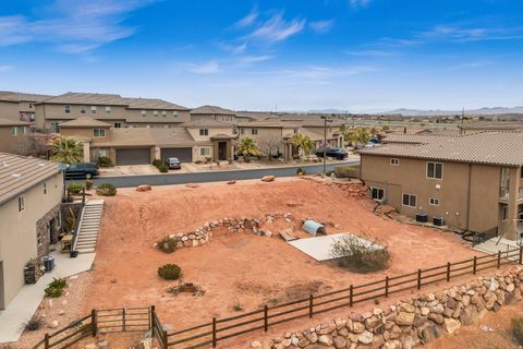 Tiny photo for 433 N CREEK RIDGE DR #206, Washington, UT 84780 (MLS # 2136708)