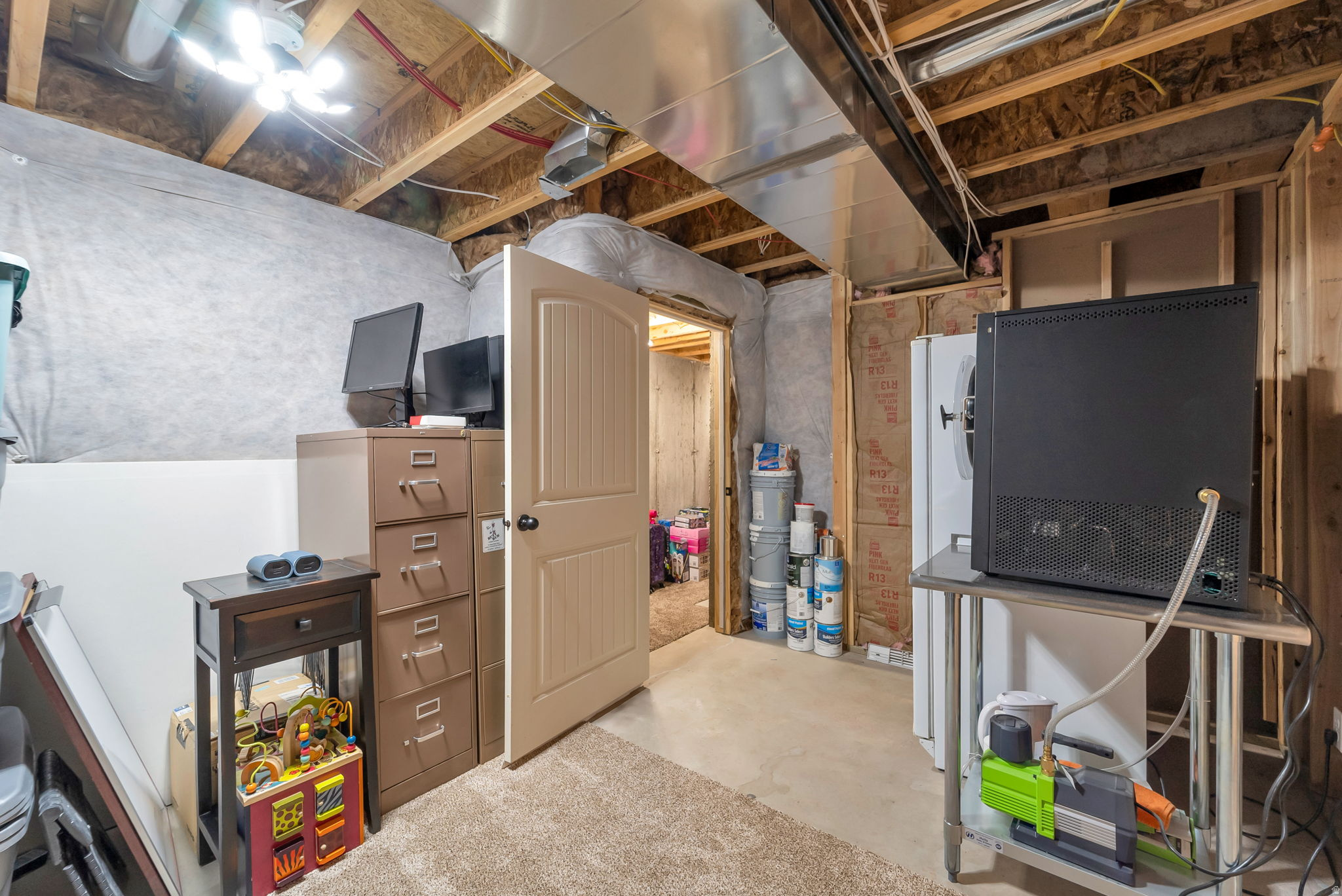 URBAN RIDGE COVE - Residential