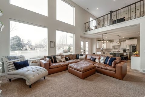 Tiny photo for 10676 S URBAN RIDGE CV W, South Jordan, UT 84095 (MLS # 2132755)