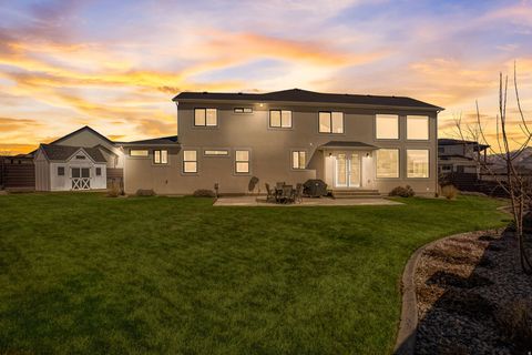 Tiny photo for 10676 S URBAN RIDGE CV W, South Jordan, UT 84095 (MLS # 2132755)