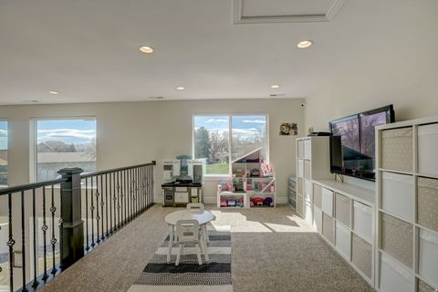 Tiny photo for 10676 S URBAN RIDGE CV W, South Jordan, UT 84095 (MLS # 2132755)