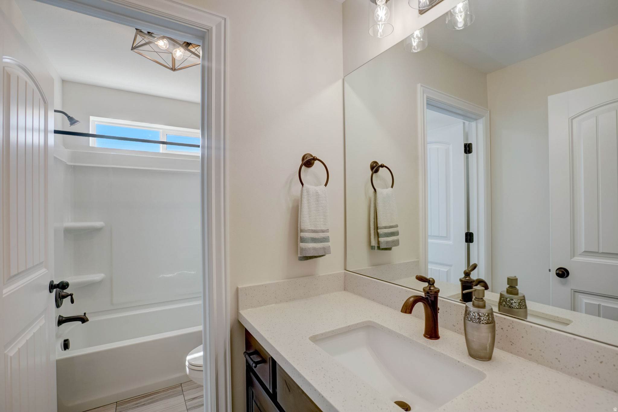 URBAN RIDGE COVE - Residential