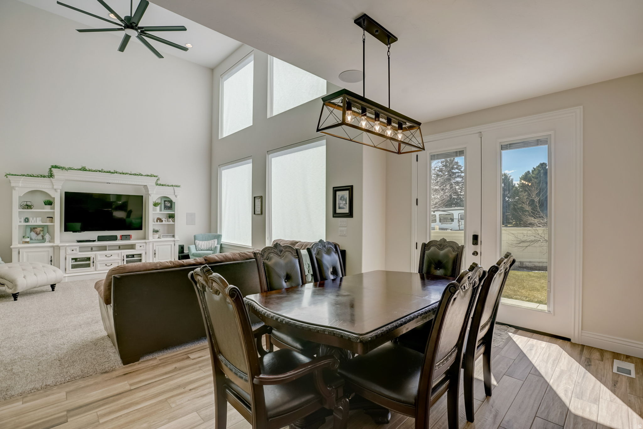 URBAN RIDGE COVE - Residential