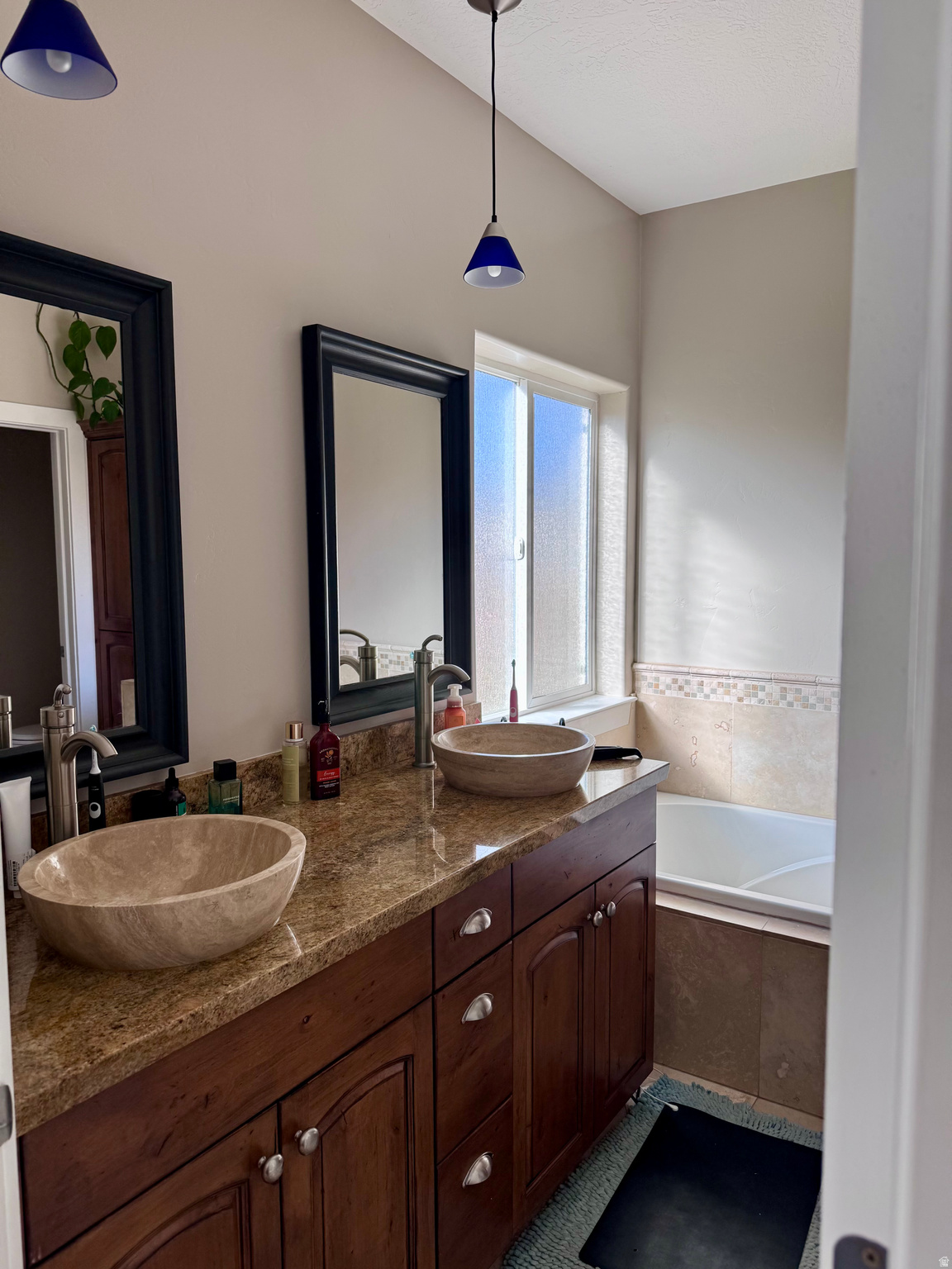 CANYON VIEW ESTATES - Residential