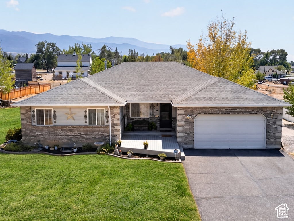 Photo of 170 E 400 N, Mt Pleasant, UT 84647 (MLS # 2189656)