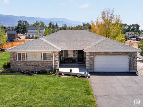 Photo of 170 E 400 N, Mt Pleasant, UT 84647 (MLS # 2189656)