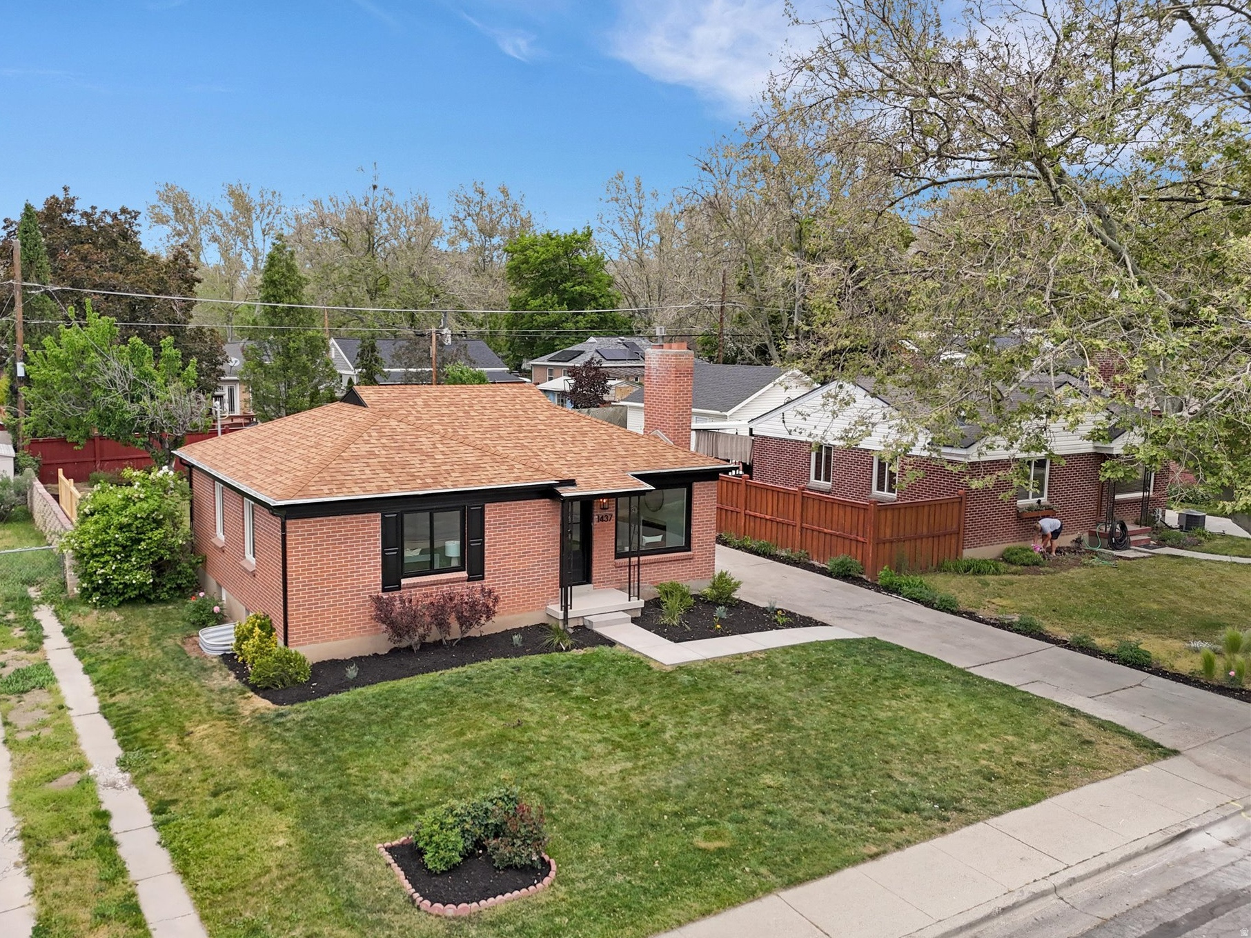 MOUNTAIR ACRES - Residential