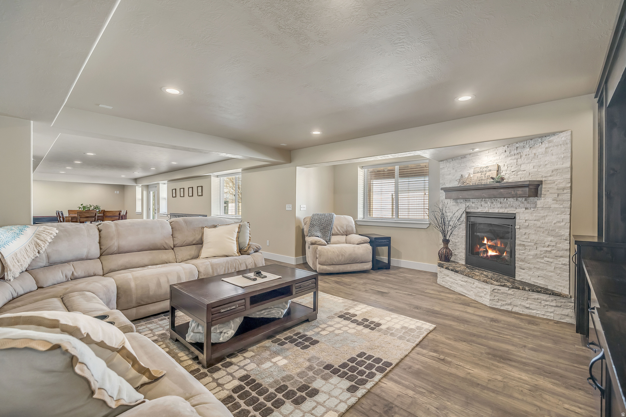 SOUTH MOUNTAIN - Residential