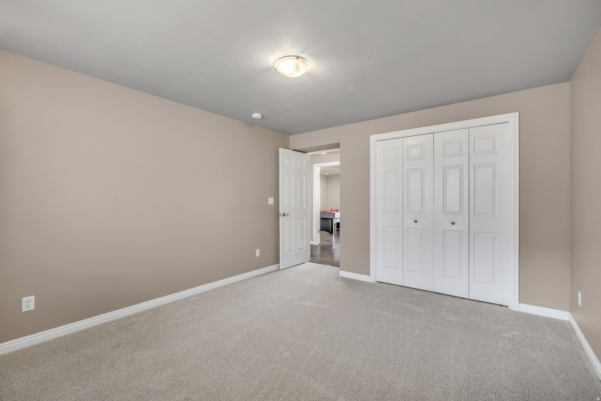 SOUTH MOUNTAIN - Residential