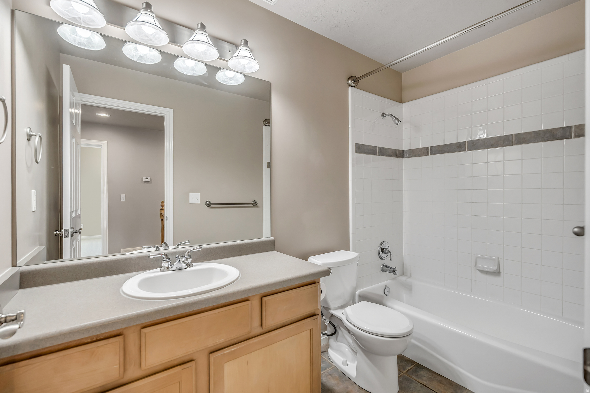 SOUTH MOUNTAIN - Residential