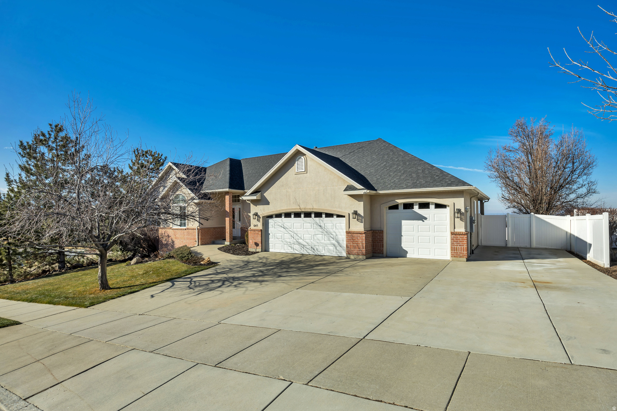 SOUTH MOUNTAIN - Residential