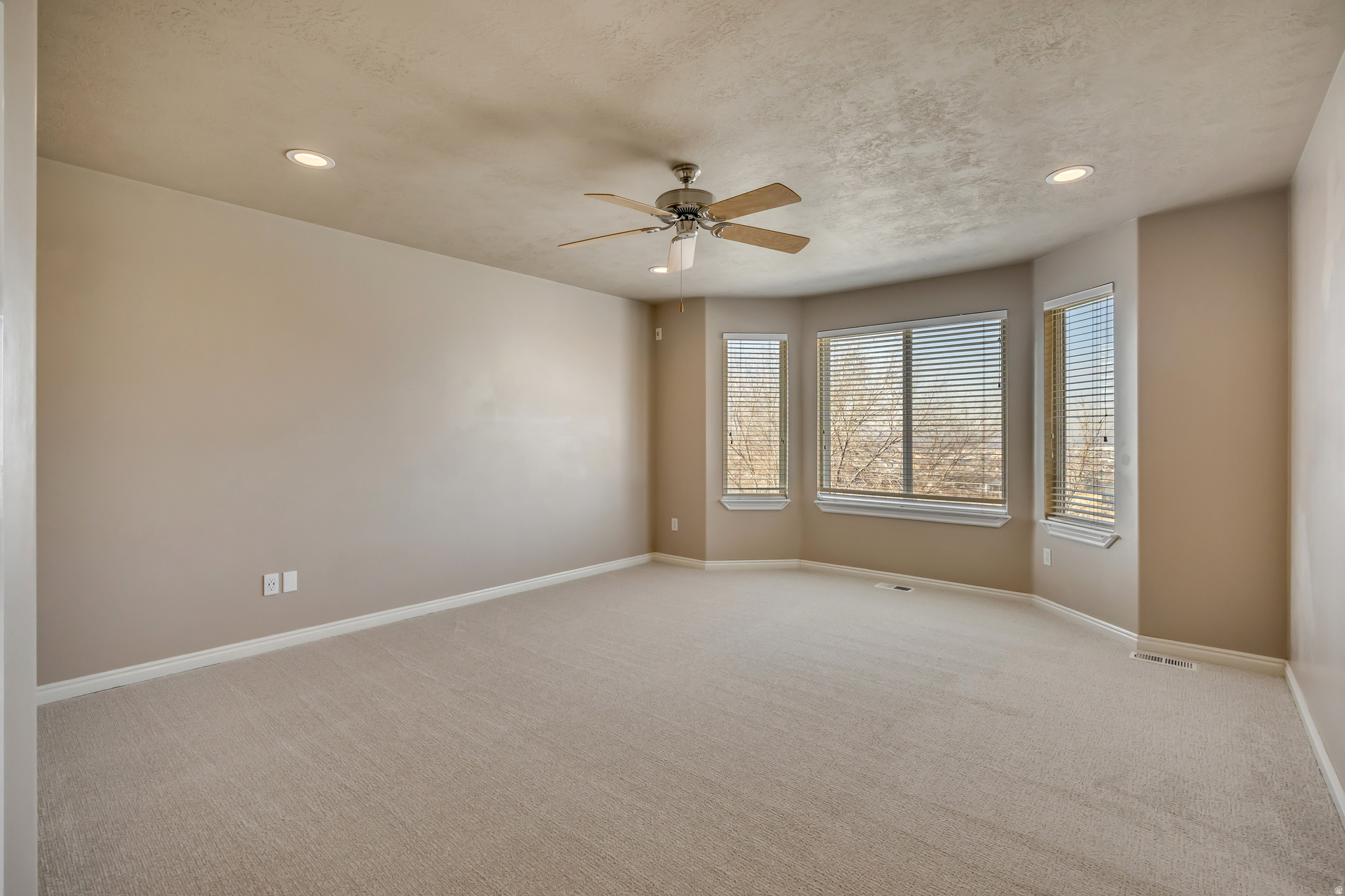 SOUTH MOUNTAIN - Residential