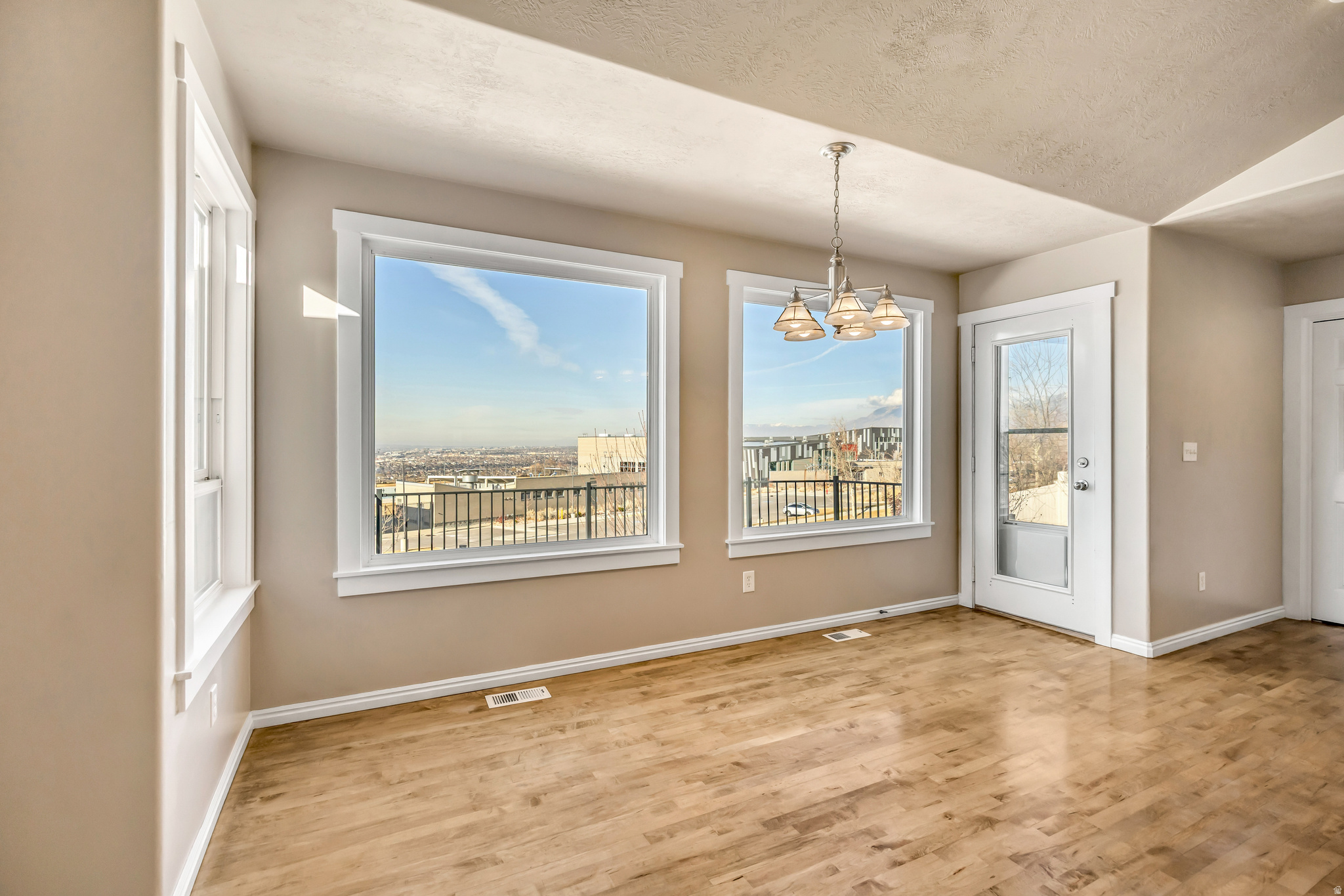 SOUTH MOUNTAIN - Residential