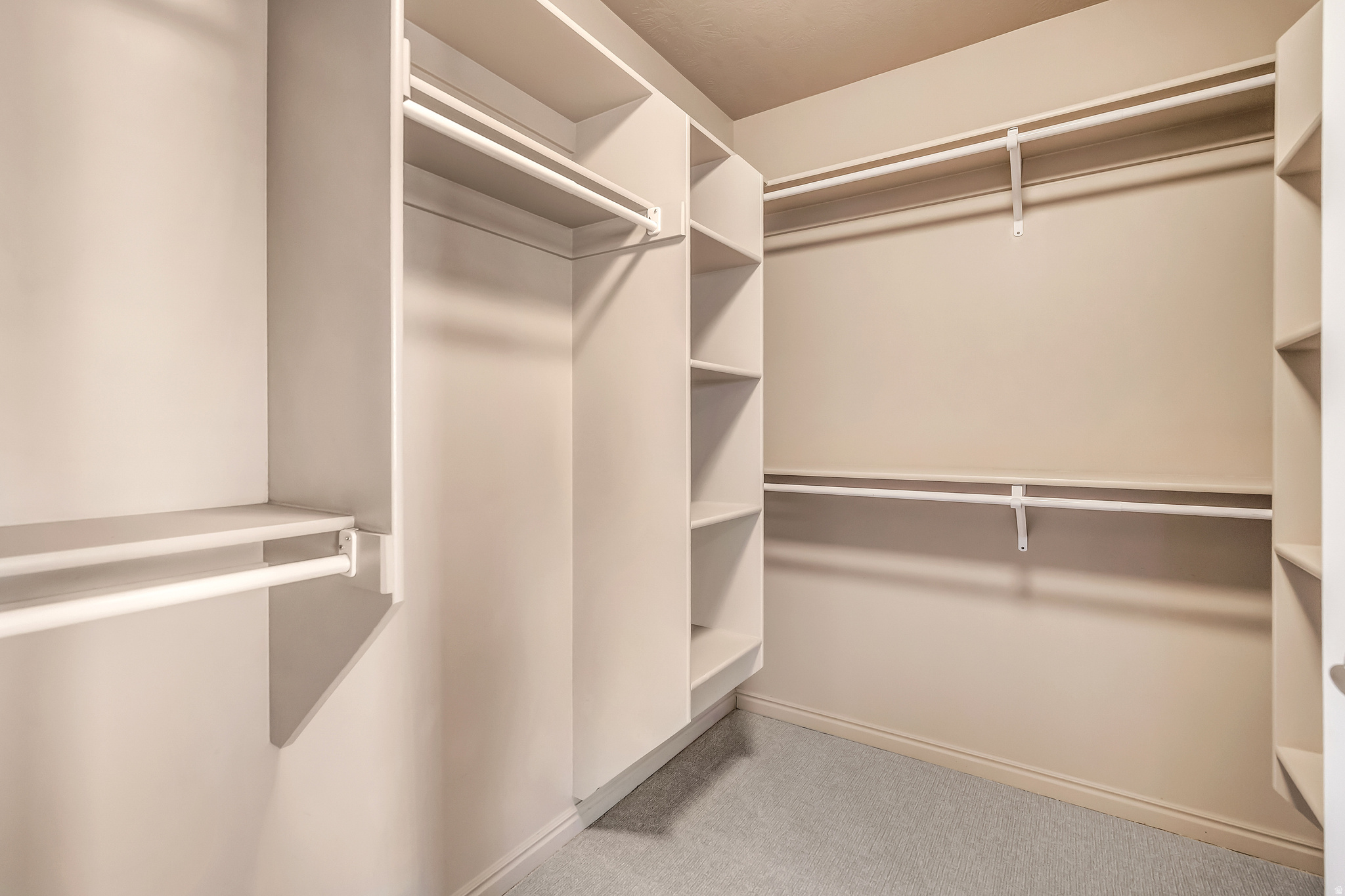 SOUTH MOUNTAIN - Residential