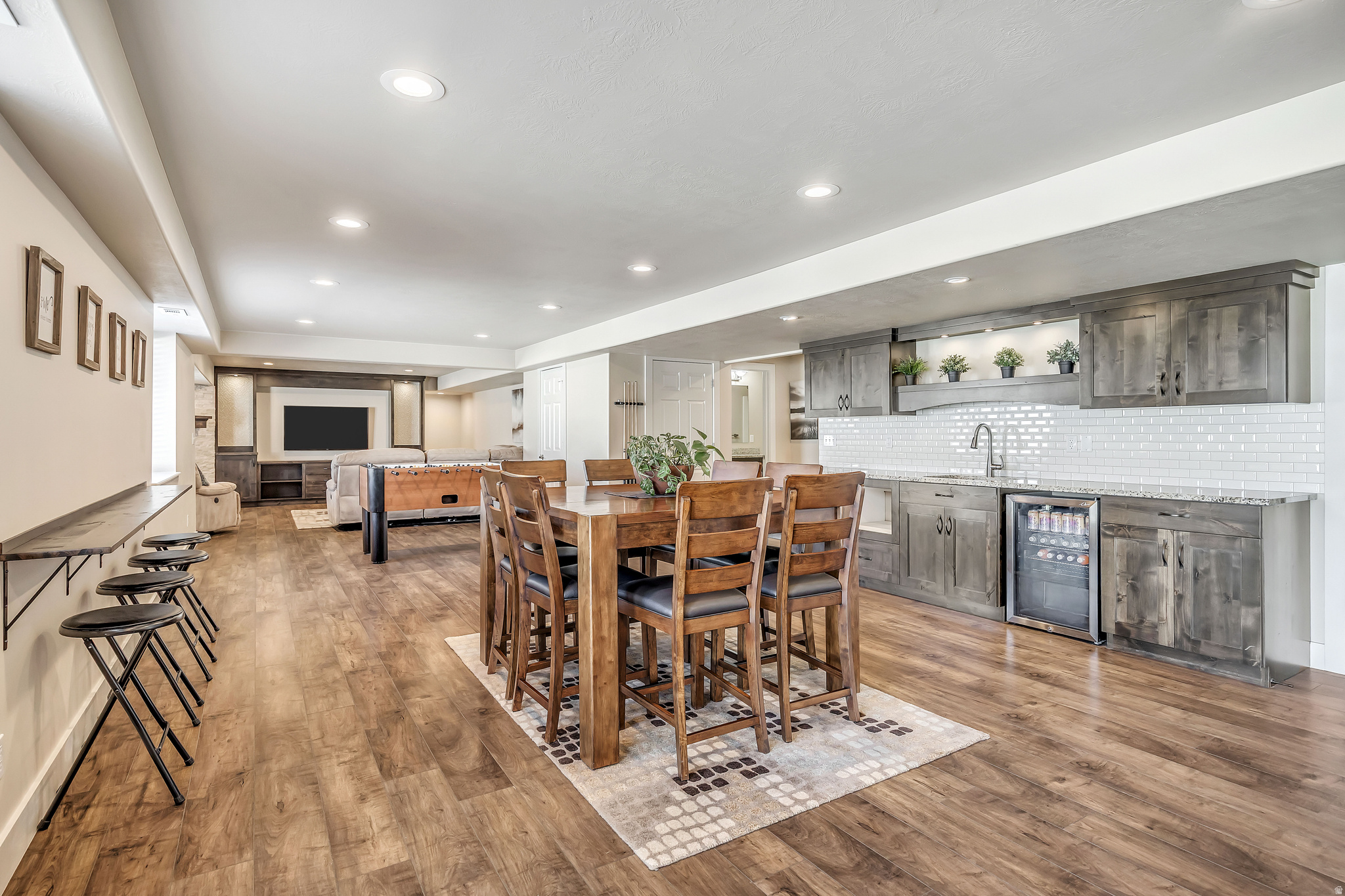 SOUTH MOUNTAIN - Residential