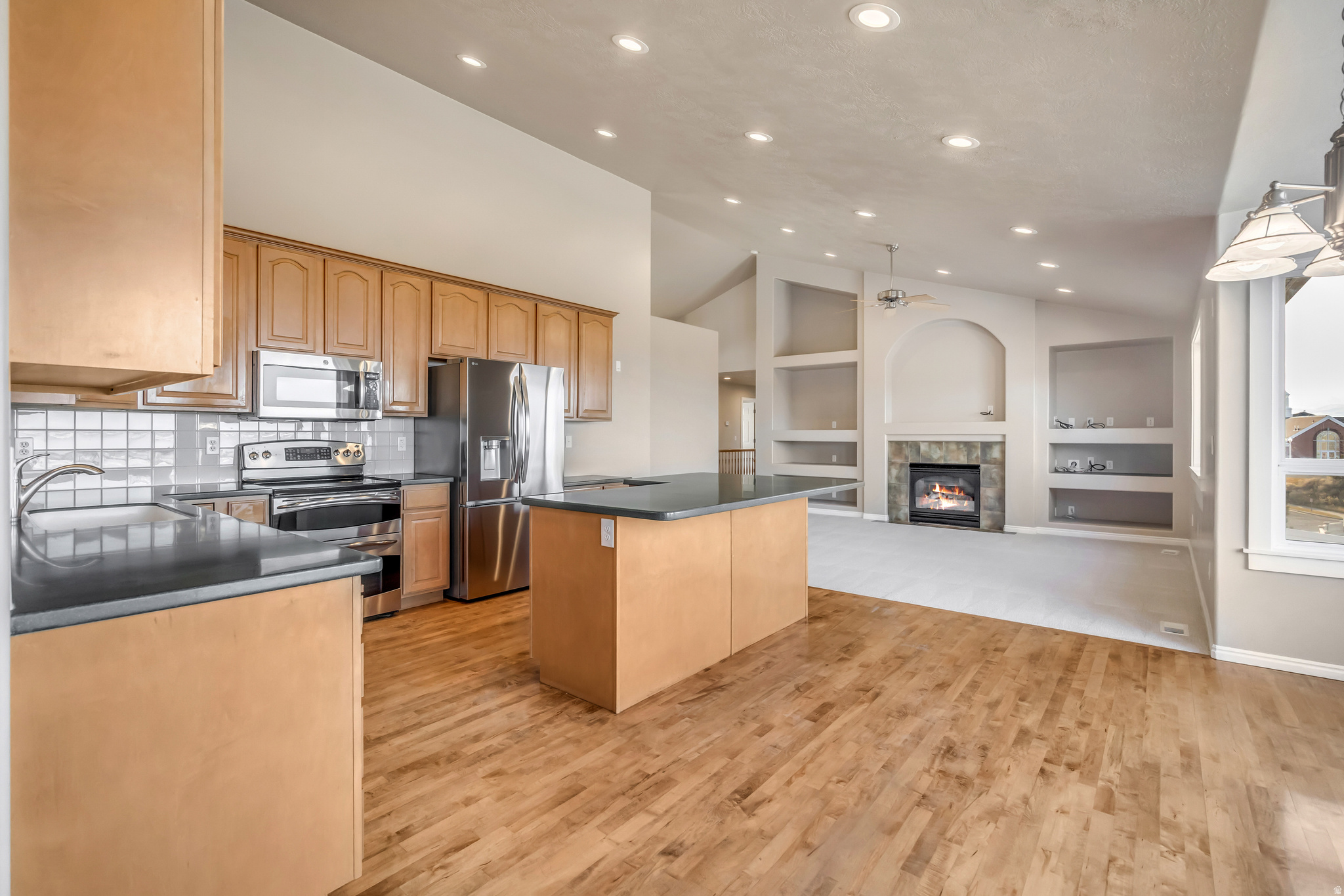 SOUTH MOUNTAIN - Residential