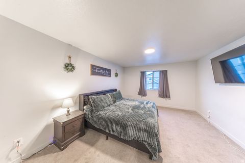 Tiny photo for 1694 S HAYFIELD DR, West Haven, UT 84401 (MLS # 2126656)