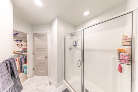 Tiny photo for 1694 S HAYFIELD DR, West Haven, UT 84401 (MLS # 2126656)