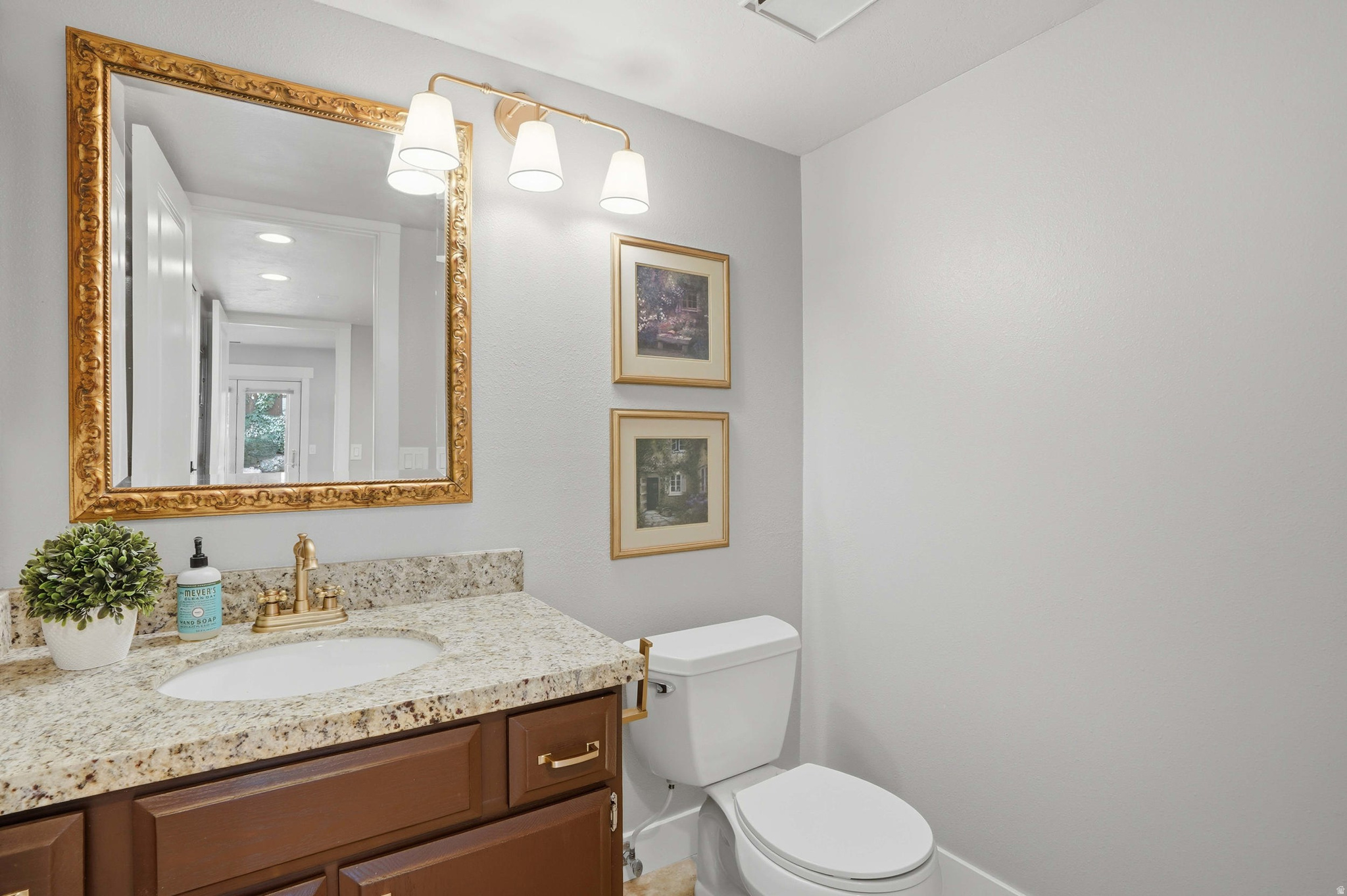 EASTRIDGE 2 - Residential