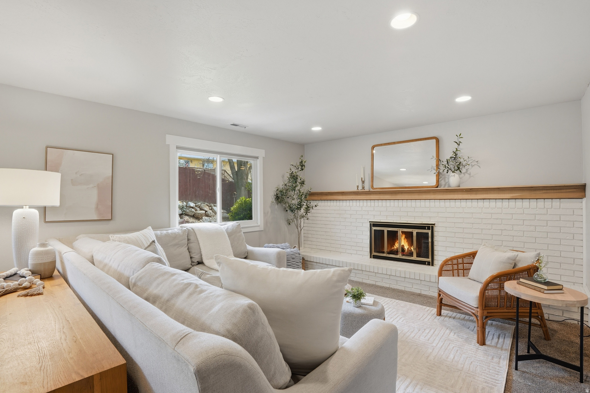 EASTRIDGE 2 - Residential