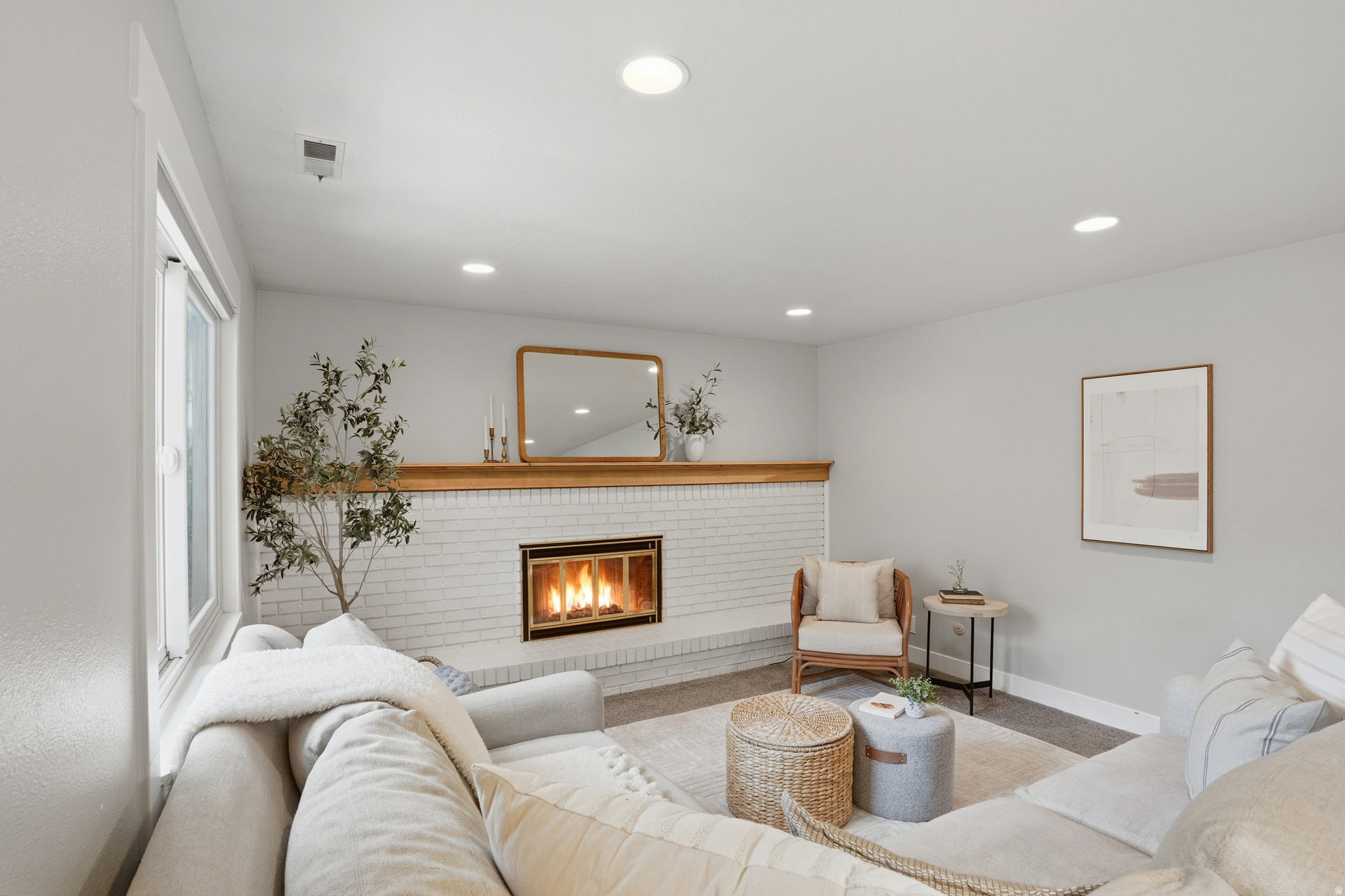 EASTRIDGE 2 - Residential