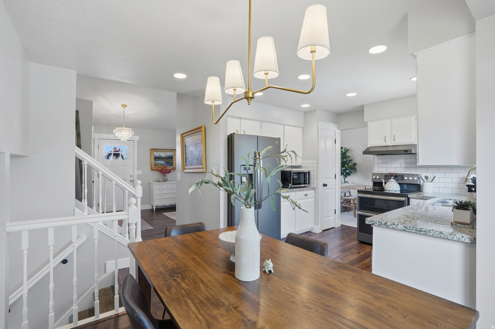 EASTRIDGE 2 - Residential