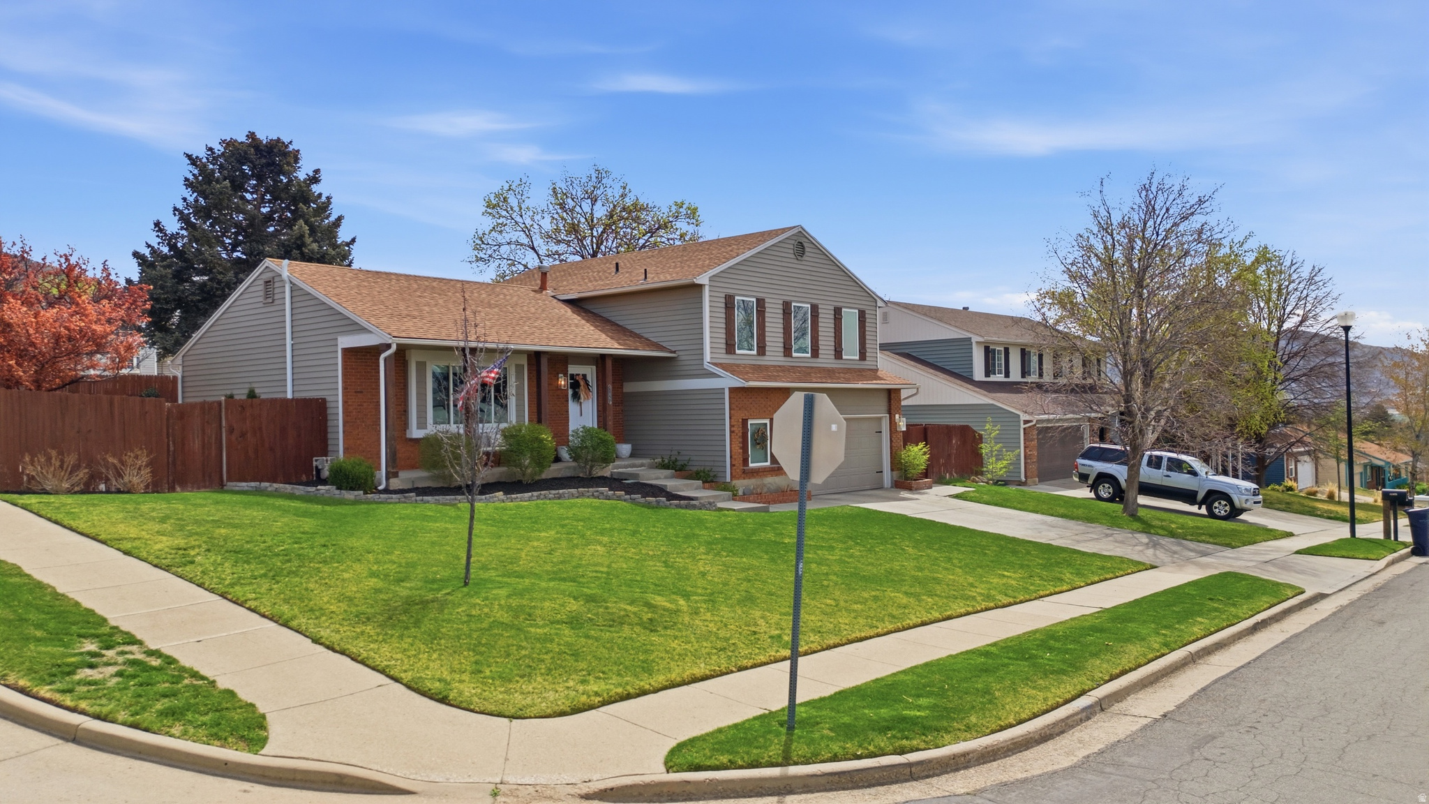 EASTRIDGE 2 - Residential