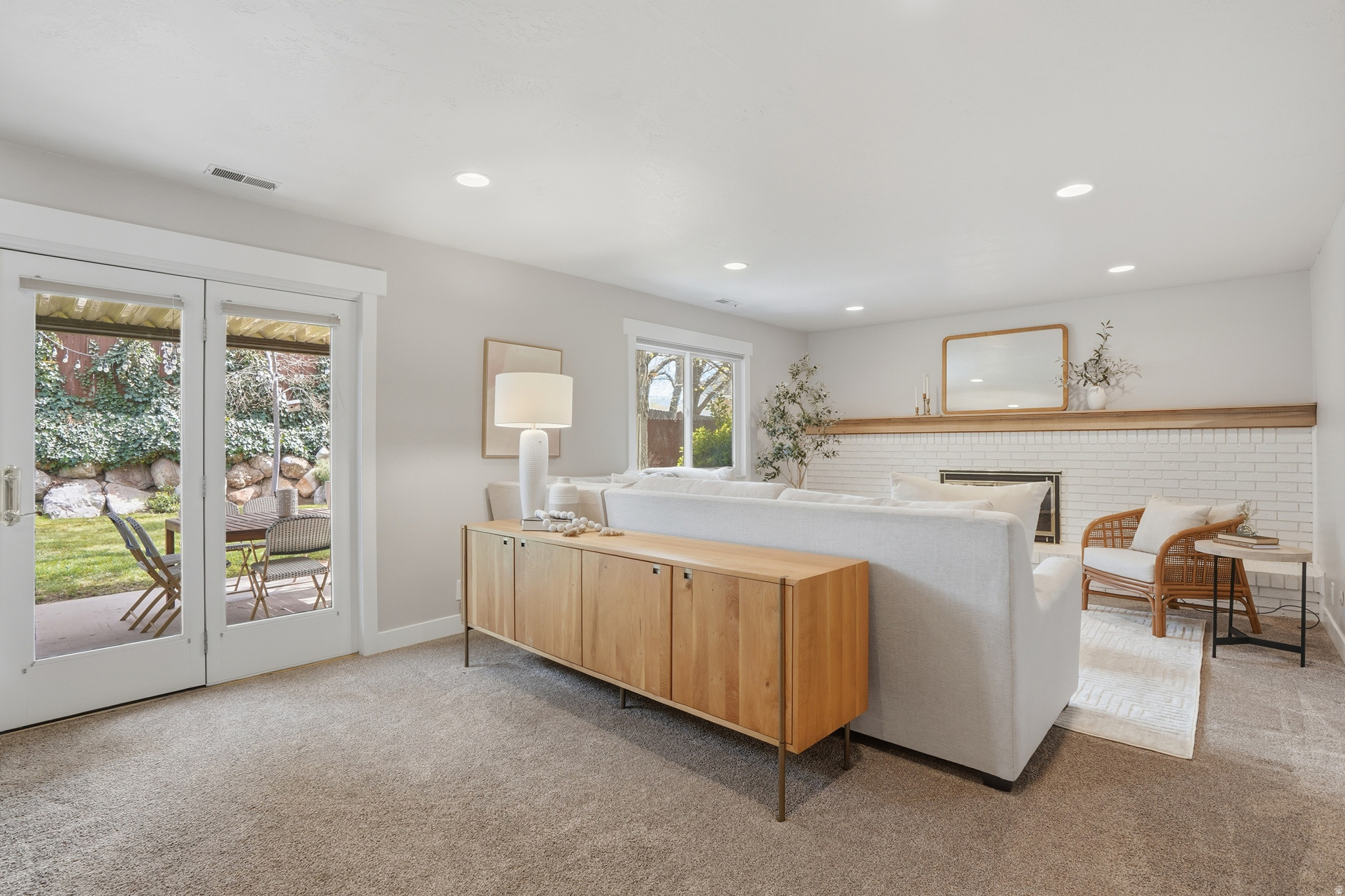 EASTRIDGE 2 - Residential