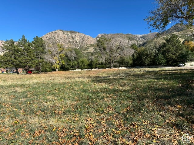 Photo of 1425 E KINGSTON DR S, Ogden, UT 84403 (MLS # 2192806)