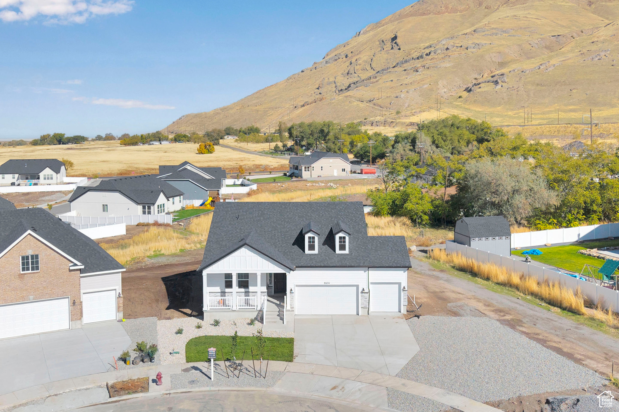 PASTURES AT SADDLEBACK - Residential