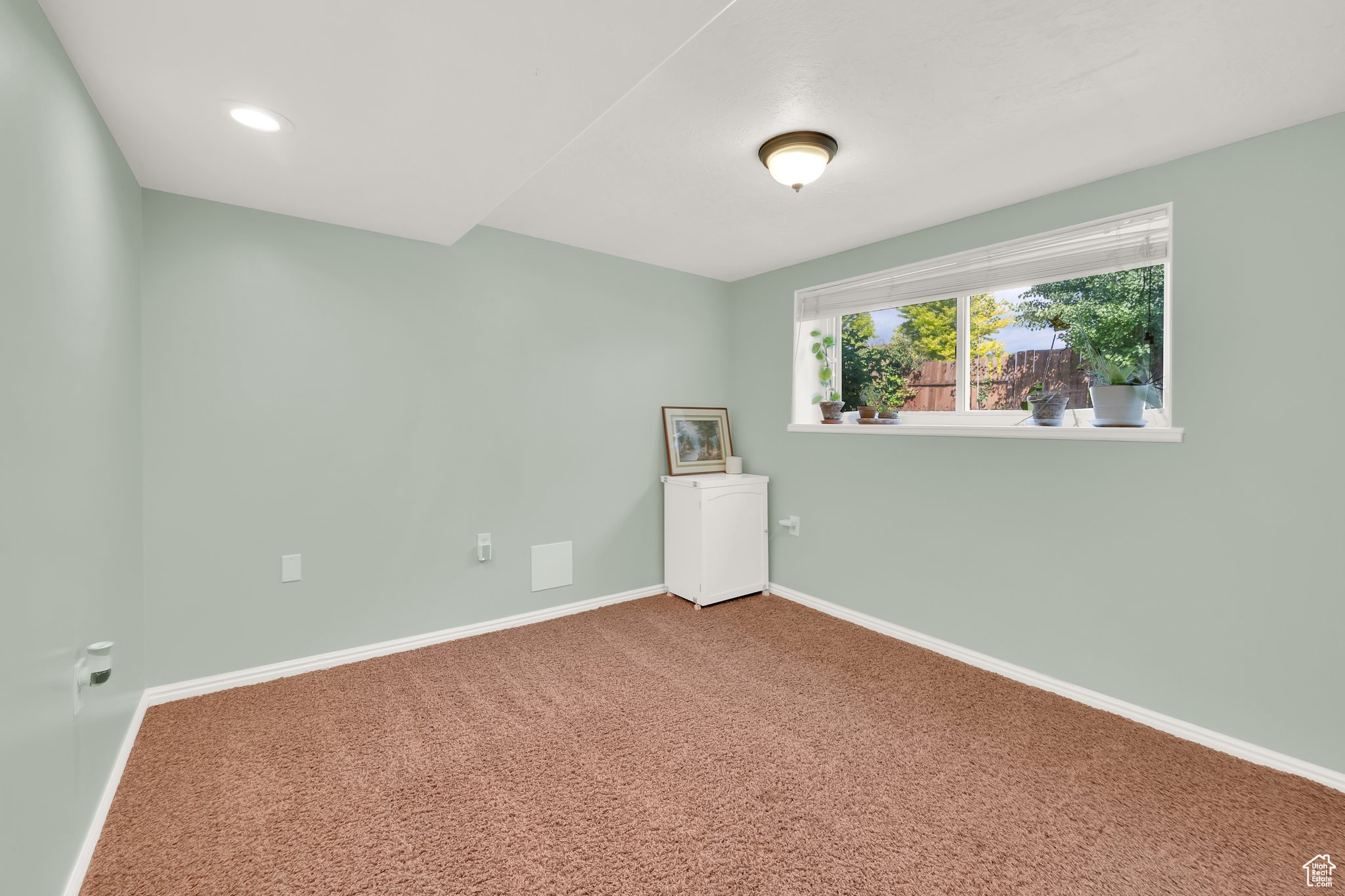 4033 S Burningham Dr, West Valley City, Utah image 15