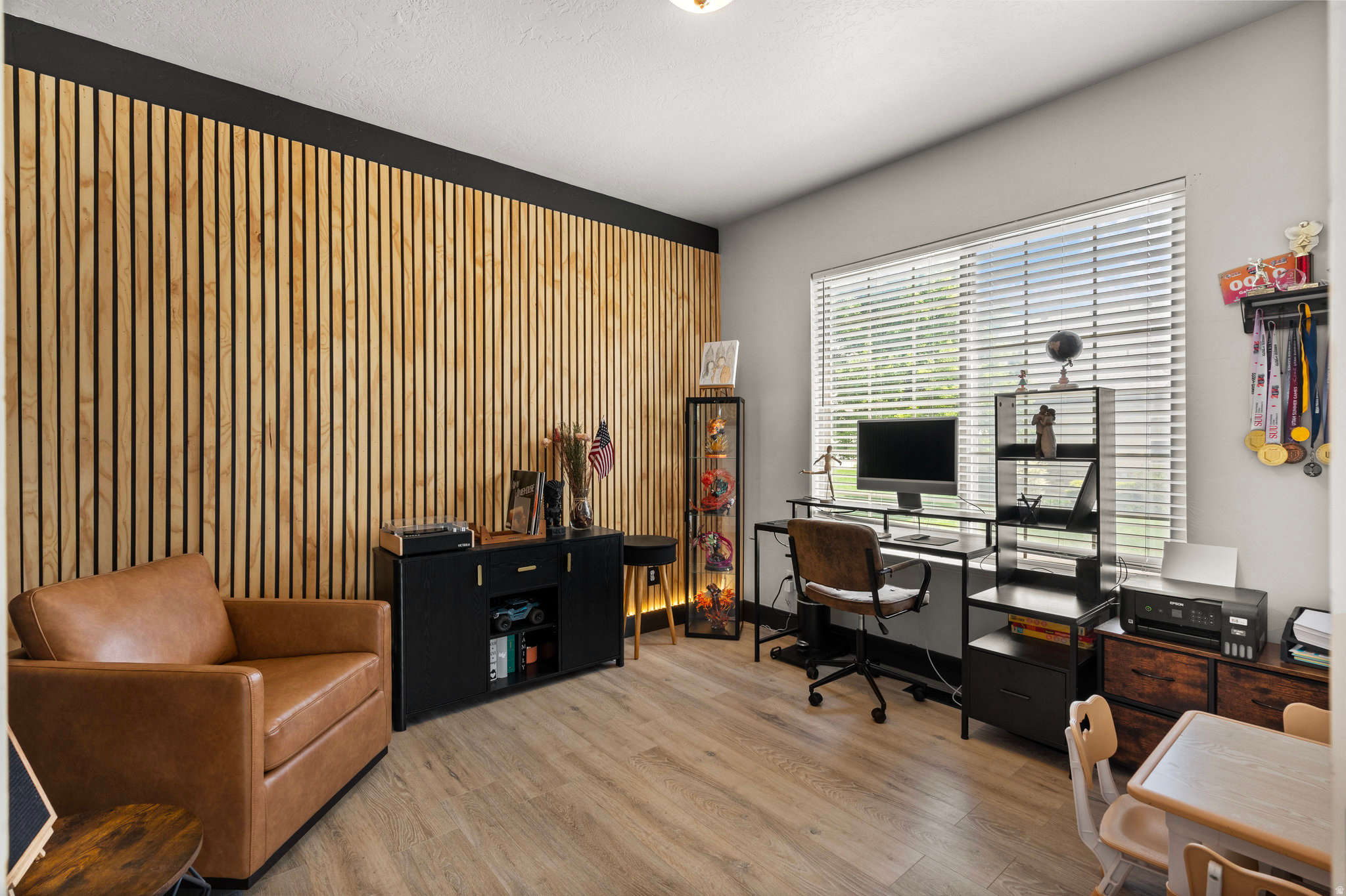 HAYMAKER RETREAT - Residential