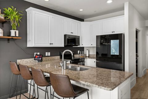 Tiny photo for 152 S 930 E, American Fork, UT 84003 (MLS # 2151303)