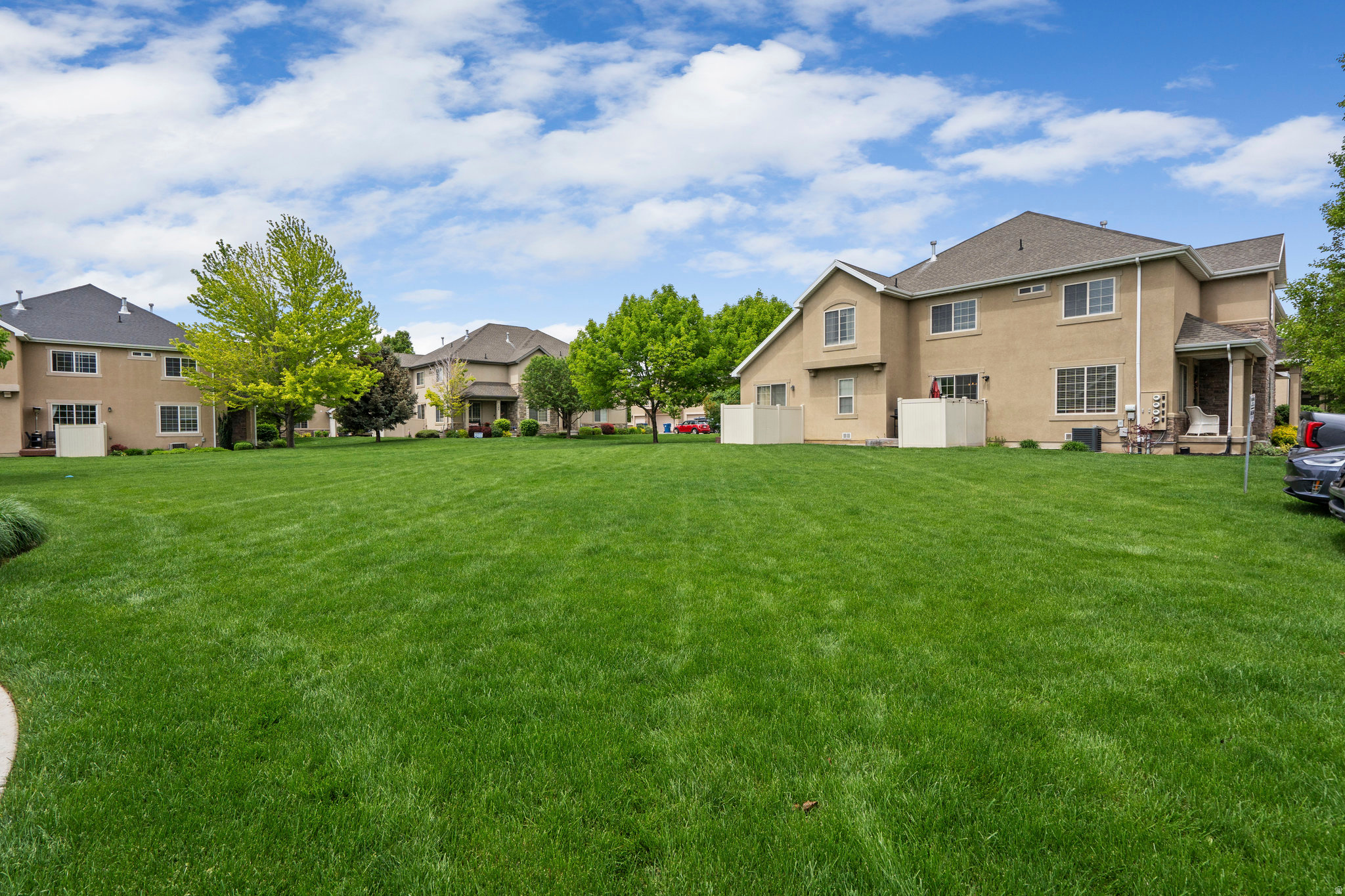 HAYMAKER RETREAT - Residential