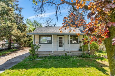 Photo of 1155 S 400 E, Springville, UT 84663 (MLS # 2154351)