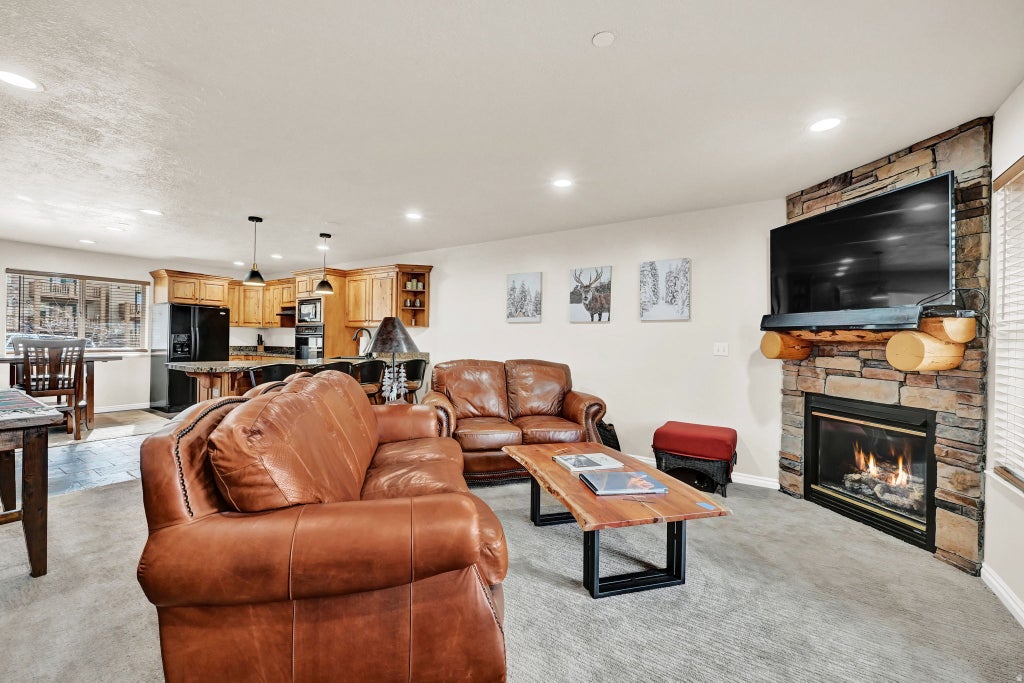 Photo of 3521 N FOX RUN #811, Eden, UT 84310 (MLS # 2184176)