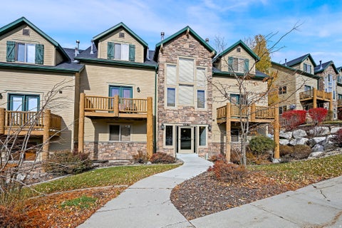 Condo For Sale - 3521 N Fox Run #811<br/> Eden, UT 84310