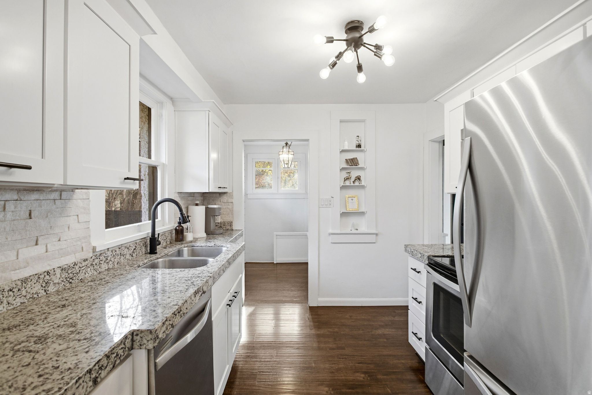 NOB HILL - Residential