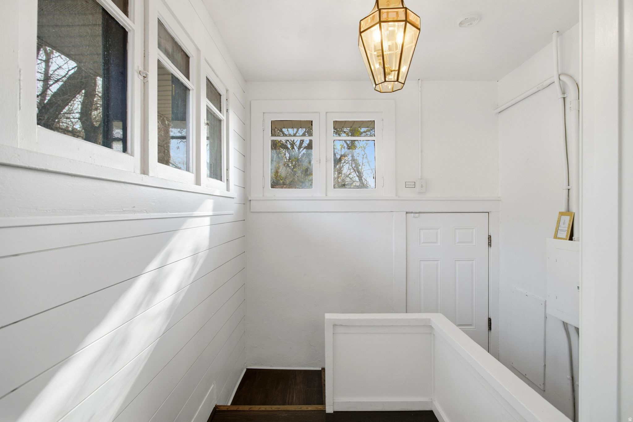 NOB HILL - Residential