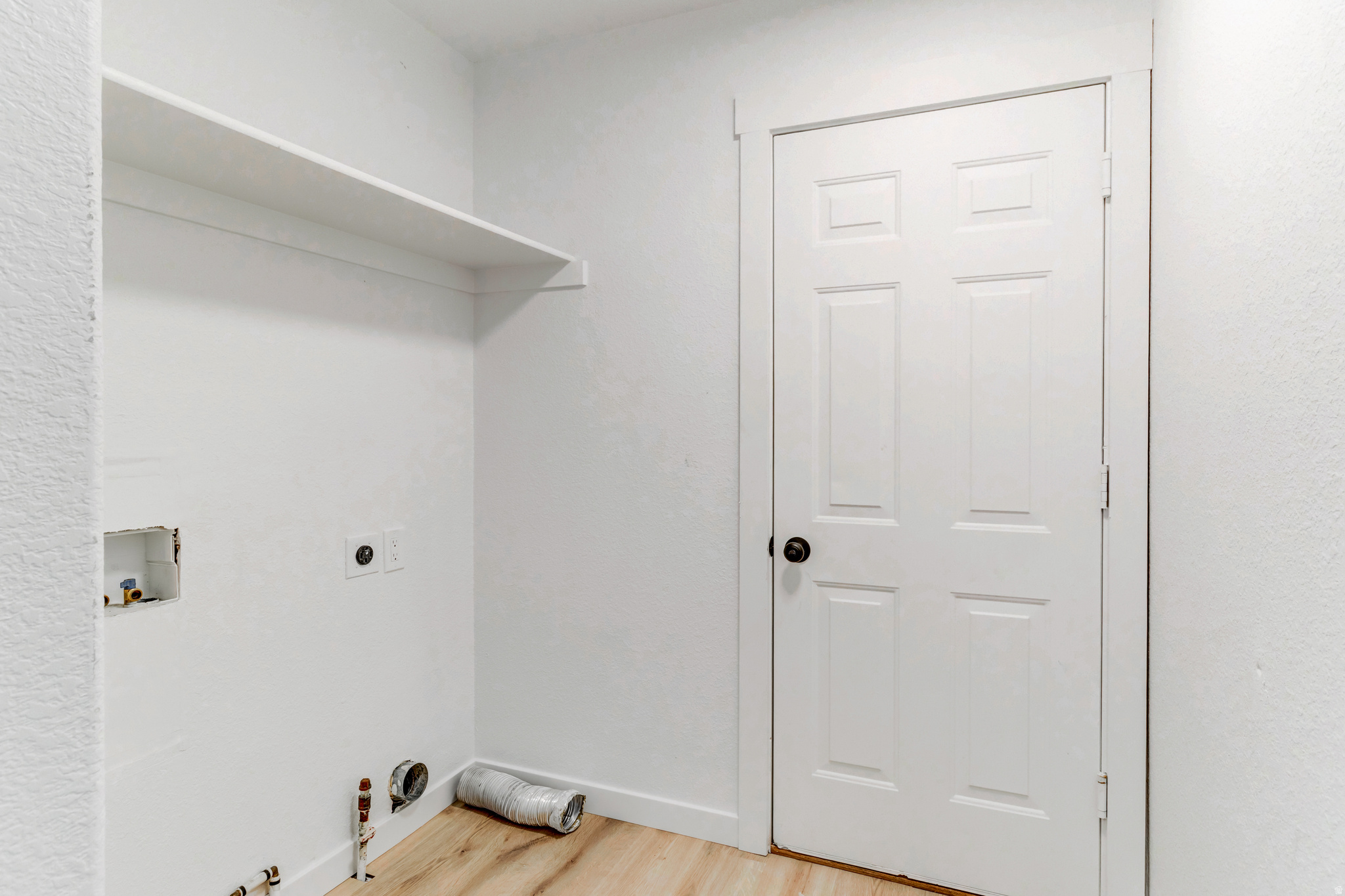 LAYTON SEASONS - Residential