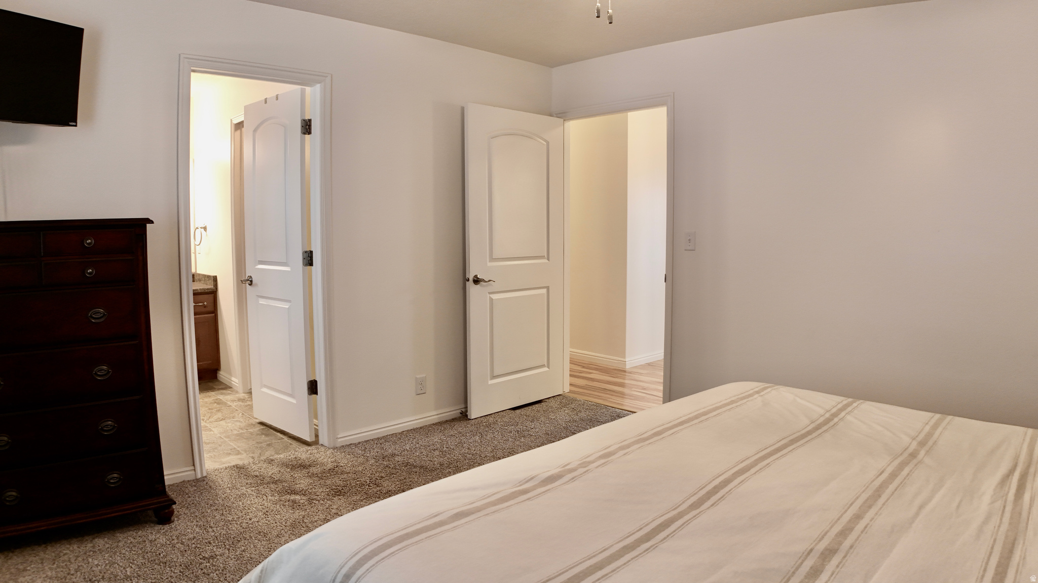 CHERRY CREEK HEIGHTS - Residential