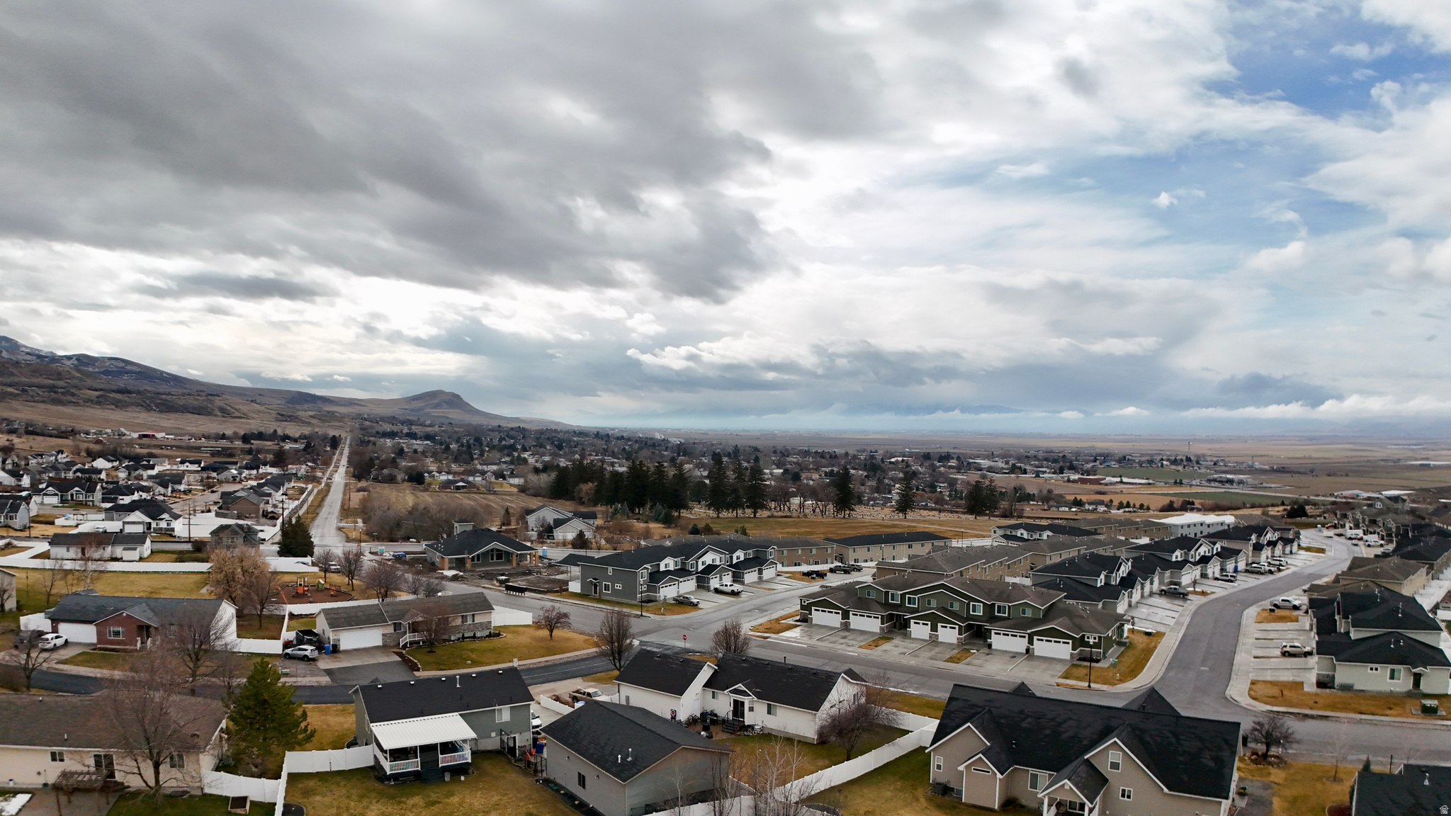 CHERRY CREEK HEIGHTS - Residential