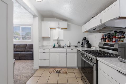 Tiny photo for 694 E 100 S, Spanish Fork, UT 84660 (MLS # 2155231)