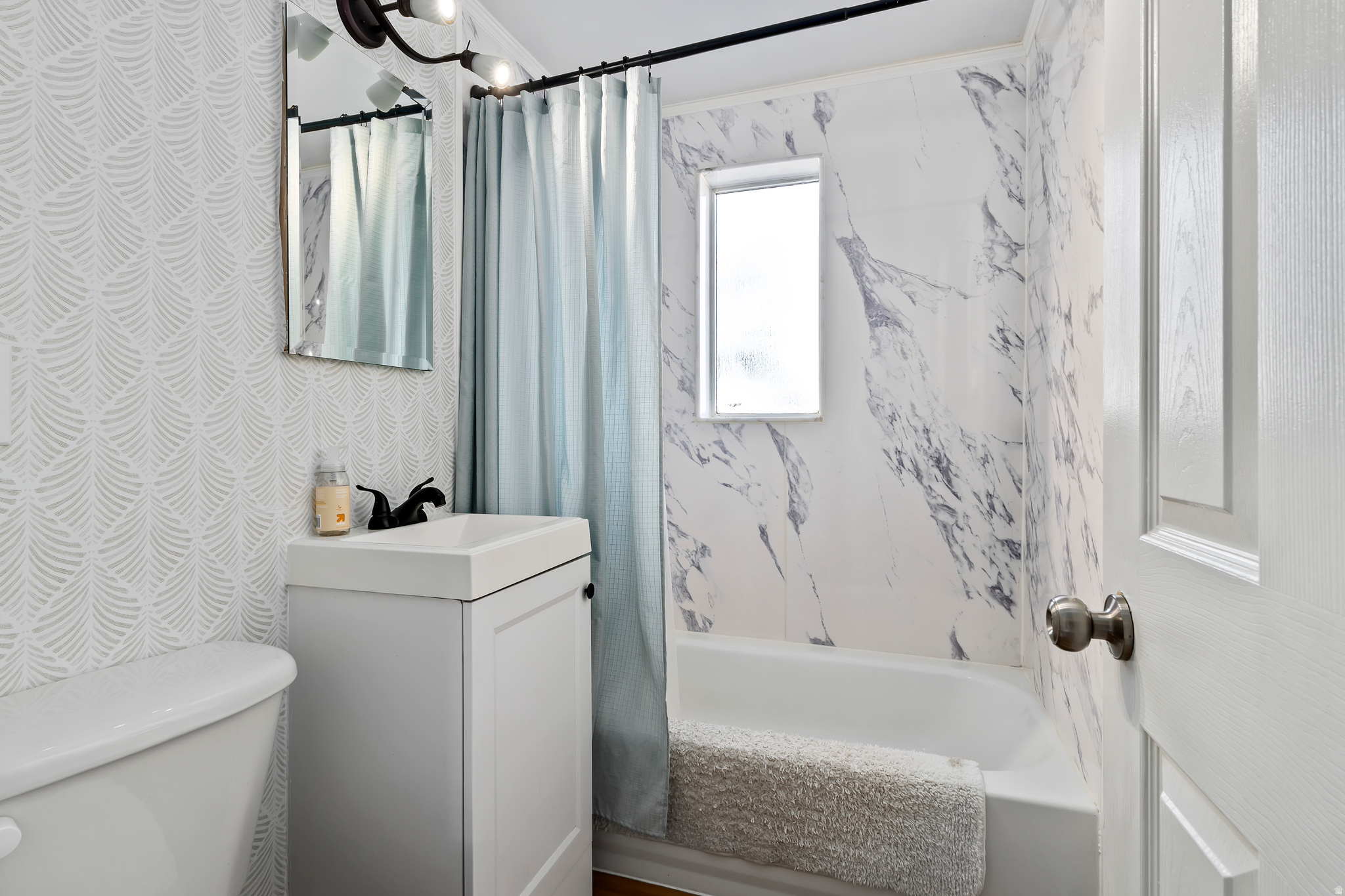 GLENDALE GARDENS - Residential