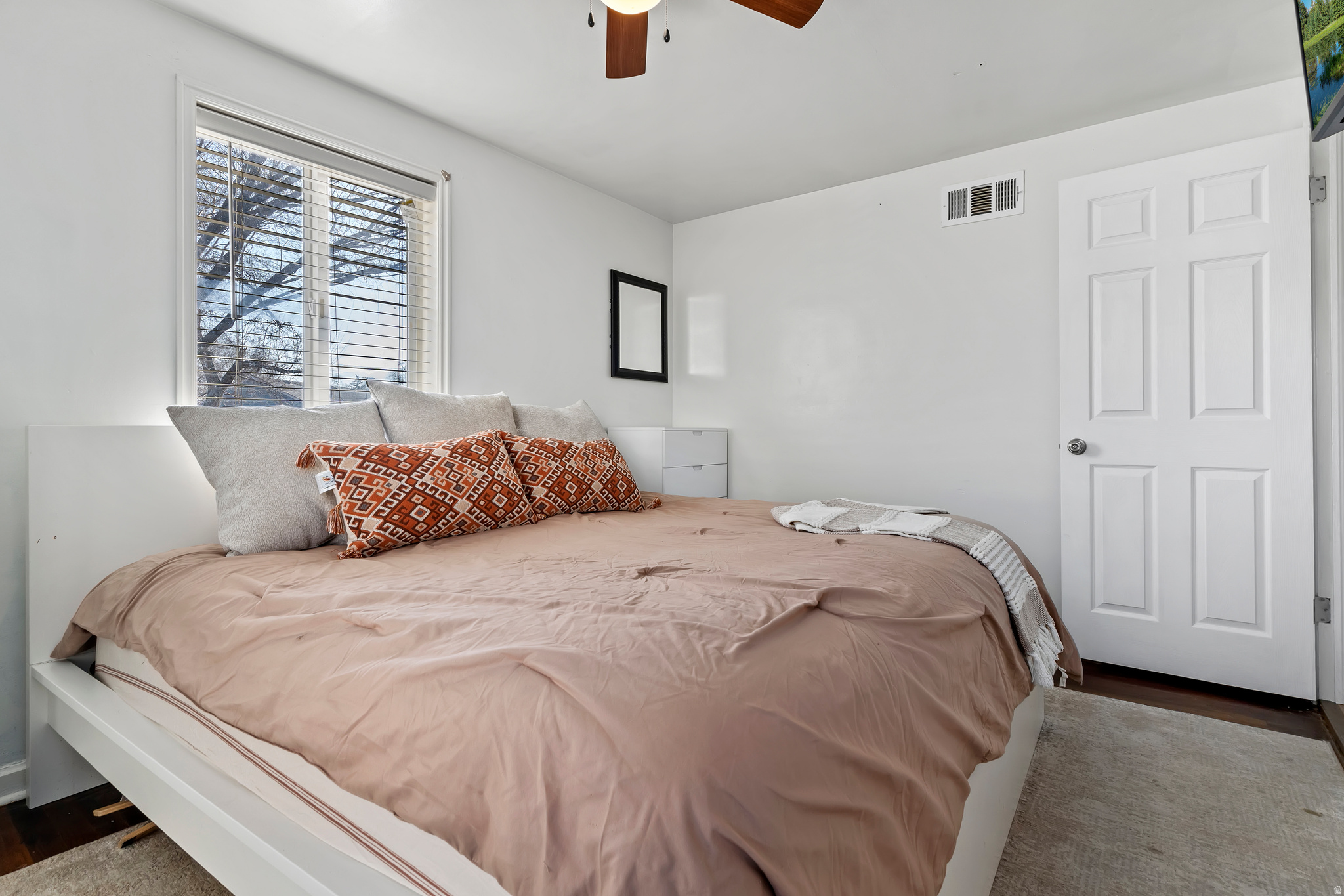 GLENDALE GARDENS - Residential